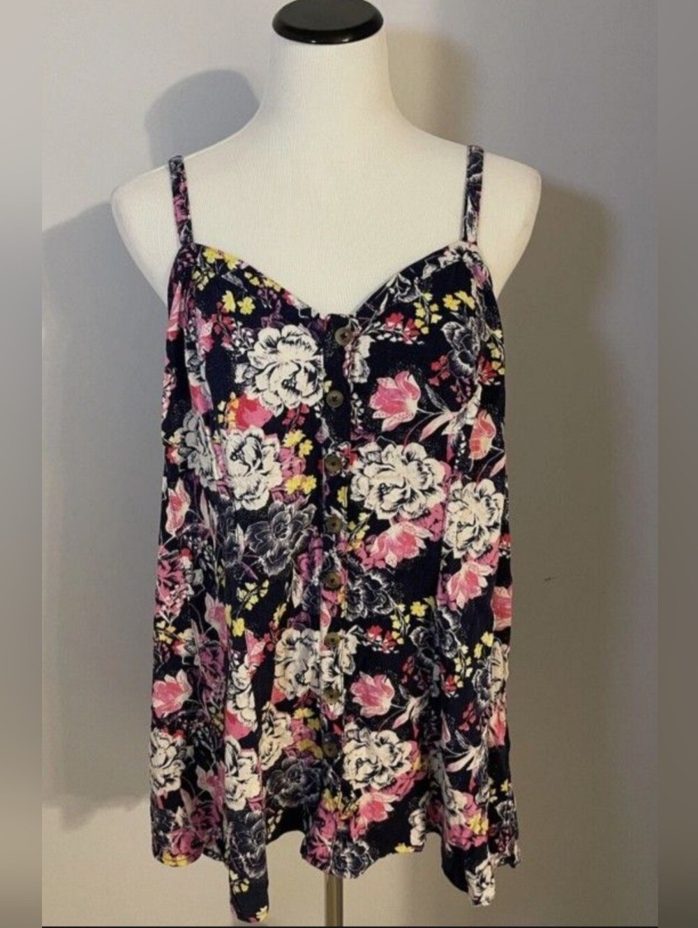 torrid Navy Floral Button-Front Cami with Pink, White & Yellow Flowers - Size 00